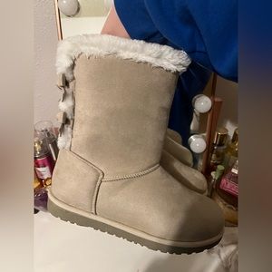 Size 9 women’s JC boots